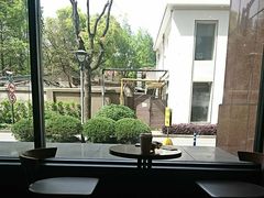 -星巴克(美丽华花园店)