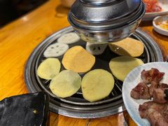 -唯成•韩国炭火烤肉 유성고기