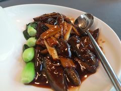 葱烧海参配乌米菌-鲁采LU STYLE(新天地店)