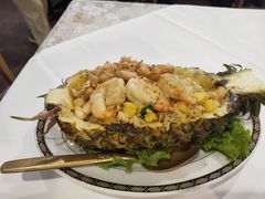 菠萝海鲜炒饭-Methavalai Sorndaeng