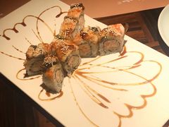 火炙三文鱼芝士卷-山葵家·创意料理(万象汇店)