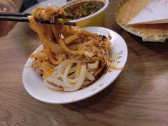 招牌擀面皮-老陈家擀面皮(木塔巷店)