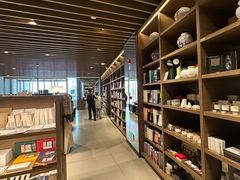 -茑屋书店(天目里店)