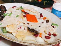 鲜百合炒莲藕-龙桥私厨·姜花菊花过桥鱼·顺德菜(容桂店)