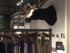 -Abercrombie&Fitch(德基广场店)