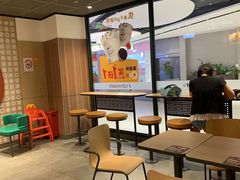 -麦当劳(百联西郊购物中心店)