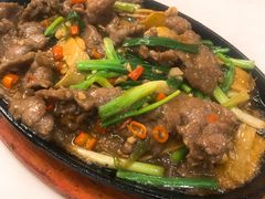 -有米猪港式餐厅