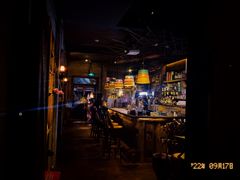 -城墙外BAR