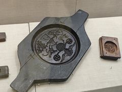 -鄂州市博物馆