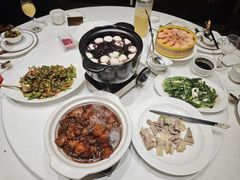 -梅花香里大酒店(郁金香路店)