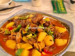 特色的大盘鸡-维吾尔餐厅(宜山路店)