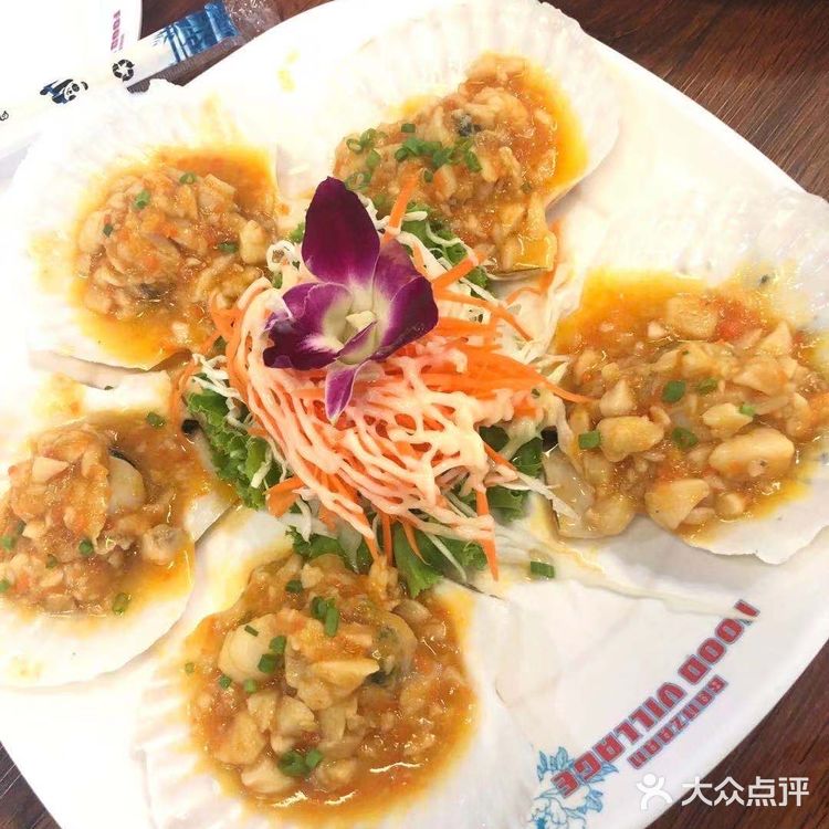 加工要有加工费的～也可以砍价～就是环境有点乱