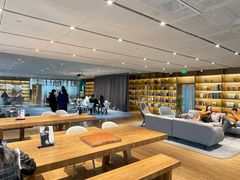 -蔚来中心(北京中关村店)