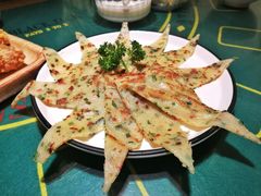 韭菜饼-粤港湾砂锅粥·宵夜(宝龙店)