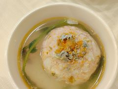 蟹粉狮子头-怡园饭店-餐厅(四望亭店)