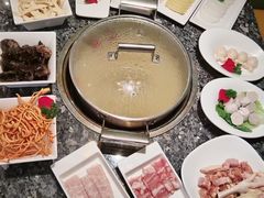 -一席地·本地鸡窝·杭帮鸡火锅(萧山银隆百货店)
