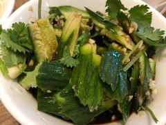 刀拍黄瓜-文叔·湖北名小吃·小龙虾(华强北店)