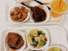 -浦东图书馆读者餐厅