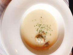 法式奶油蘑菇汤-卡本妮法餐厅·北京和平宾馆