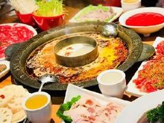 -潮火锅·麻辣牛肉火锅(观音桥方圆·LIVE店)