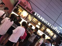 -星巴克(上海虹桥站2A检票口)