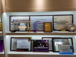 -小忠丽格医美