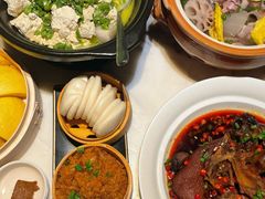 -唐猫庭院·千年陕菜(大唐不夜城店)