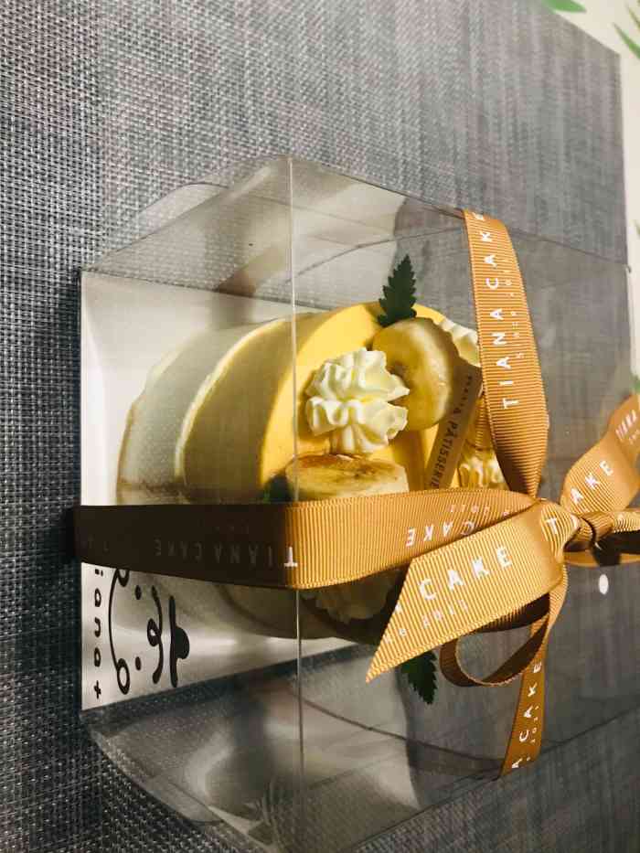 tianacake-"店里环境很温馨 很可爱 很适合闺蜜约会聊.