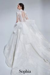 点击看大图 -Renee芮亦婚纱