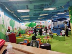 -莫莉幻想儿童乐园(武汉保利广场店)