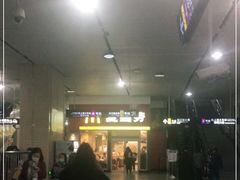 -麦当劳(轻轨曹杨路店)