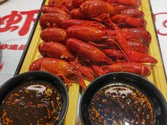 -肥肥虾庄·金牌油焖大虾(汉口城市广场店)