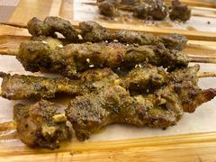 -衡哥肉铺
