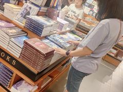 -西西弗书店&矢量咖啡(凯德晶萃广场店)