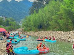 -龙井峡漂流