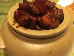 两头乌红烧肉-上海小南国(国发店)