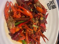 -龙巢盱眙龙虾·牛蛙·烧烤宵夜(八卦岭店)