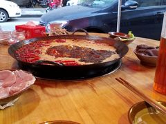 -利姐牧牛匠老火锅(兰花店)