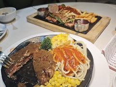 -东方豪客牛排意面披萨(金凤万达店)