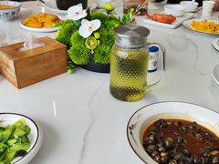 -七的湖·晚芳亭·阳澄湖农家菜·大闸蟹(莲花岛店)