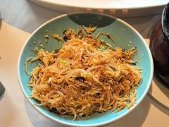 -八府香鸭·啫啫煲(华山路店)