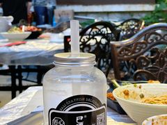 椰奶燕麦冰粉-巴厘龙虾·榜首油焖大虾(洞庭·艺术洋房店)