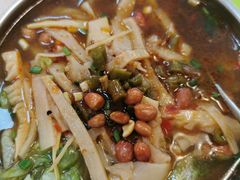 酸辣笋尖米粉-卓雅桂林米粉