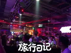 -UP嘻哈酒吧(粉巢店)