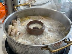 -朴小妹人参鸡汤火锅(长白山万达店)