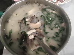 -巴特餐饮6加1音乐餐吧·新疆菜