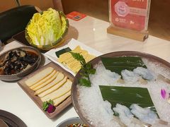 -喃喃椰·糟粕醋·椰子鸡火锅(七堡花园店)