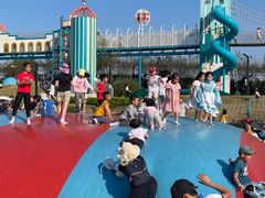 -季高兔窝窝亲子园(上海薰衣草公园店)