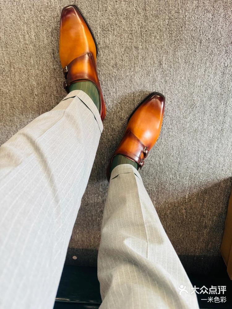 大衣皮鞋完美match上门服务定制