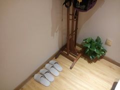 -崇英经络足疗(曲江店)